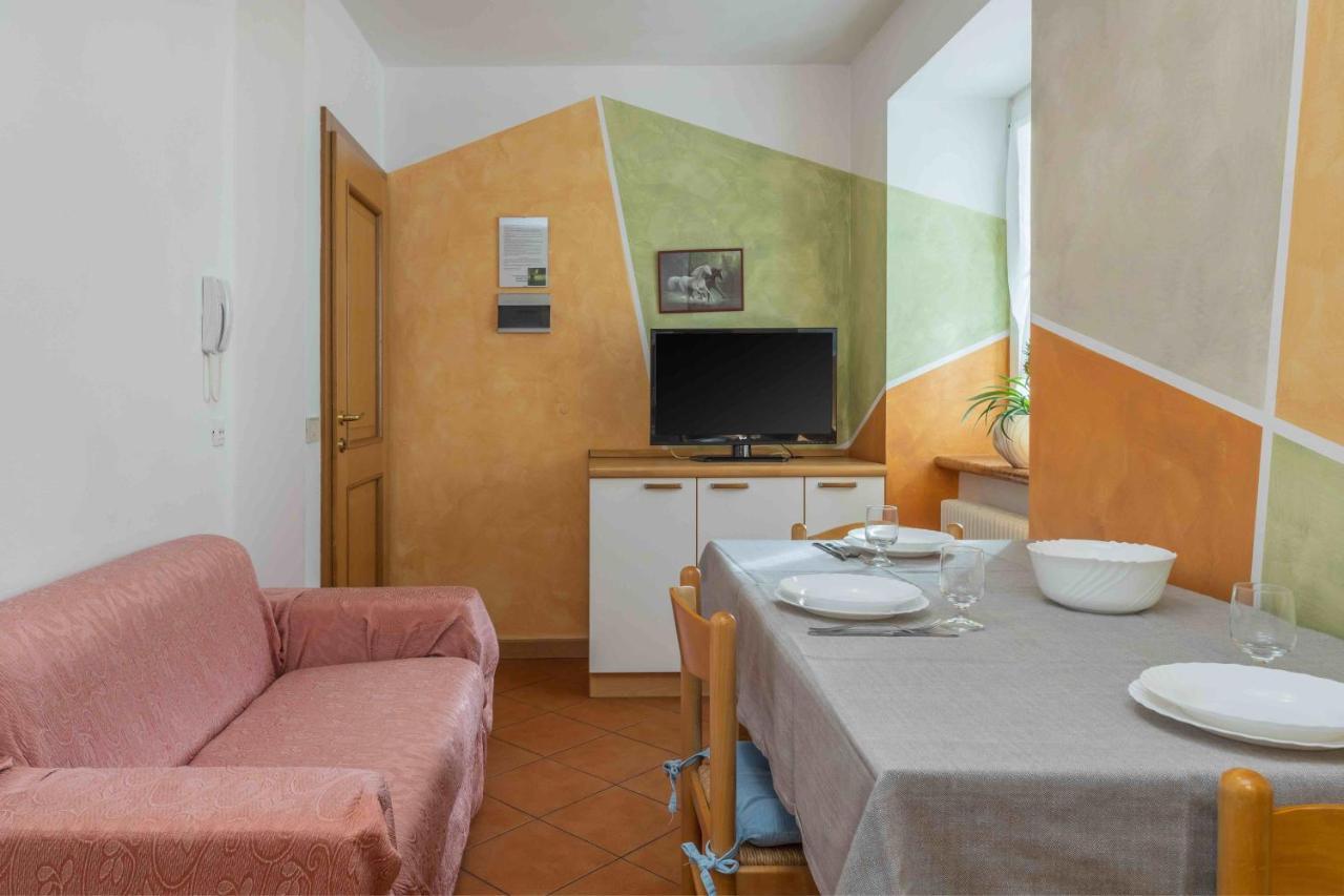 Appartamenti Decarli Spormaggiore Esterno foto